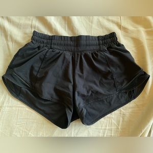 Black Hotty Hot Short 2.5”